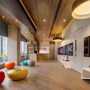 **** Hotel Starphire China